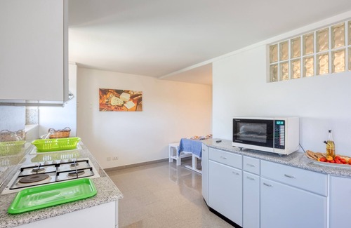 Fontanelle Apartamento | Apartamento 'Residence Margherita - Biancospino' con vistas al mar, Wi-Fi y aire acondicionado