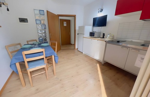 Mestriago Apartamento | Apartment 'Ride Home 3' with Mountain View, Shared Garden and Wi-Fi