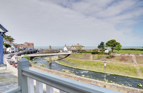 Lynmouth Apartamento | Apartment River View by Interhome