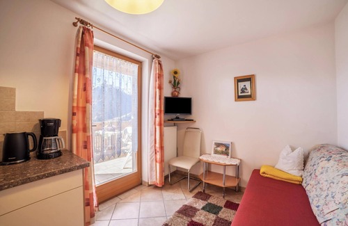 Schenna Apartamento | Apartamento 'Roath Hof 2' con vistas a la montaña, piscina compartida y Wi-Fi