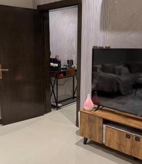 Mizail Apartamento | Apartment room and hall private entrance in Al-Malqa neighborhood