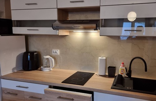 Bilje Apartamento | Apartment & Rooms Corina pleasant and peaceful vacation for up to 9 people.