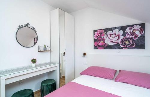 Srebreno Apartamento | Apartment & Rooms Papa - Superior Double or Twin Room with Balcony and Partial Sea View Soba 1