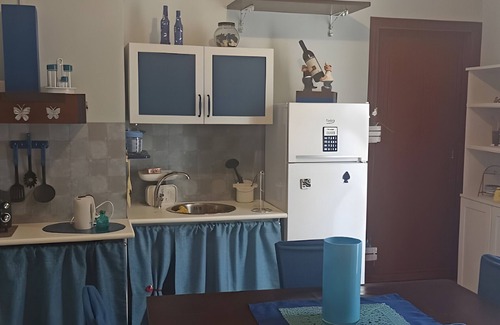 Bagheria Apartamento | Apartamento 'Rosalbita' con balcón y aire acondicionado