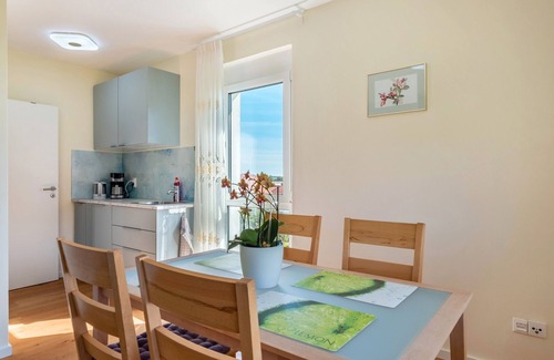 Roetenbach Apartamento | Apartment 'Rosengarten' with Private Garden, Balcony and Wi-Fi