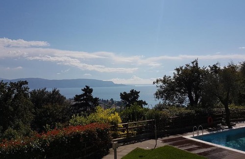 Toscolano Maderno Apartamento | Apartment San Pietro