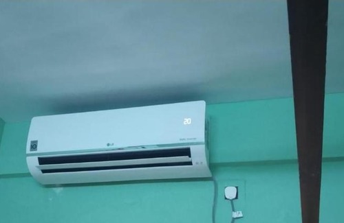 Mukundapur Apartamento | Apartment Santana 5 with Lift, AC, Aqua Guard, W machine and Garage