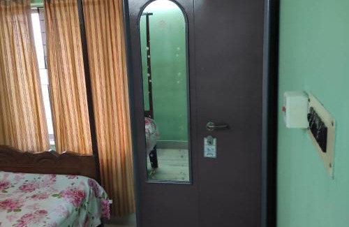 Mukundapur Apartamento | Apartment Santana 5 with Lift, AC, Aqua Guard, W machine and Garage