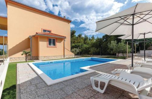 Rudine Apartamento | Apartment Sara