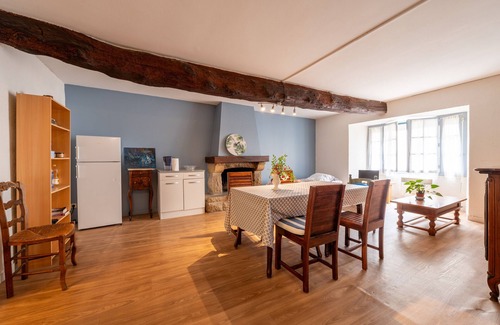 Sarzeau Apartamento | Apartment 'Sarzeau Centre - Le Cormoran' with Shared Pool and Wi-Fi