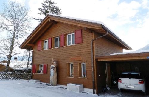 Zweisimmen Apartamento | Apartment Schön-Egg by Interhome