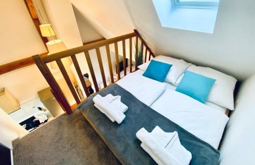 Mitte Apartamento | Apartment SCHLEUSENTOR - Ferienwohnung Maisonette