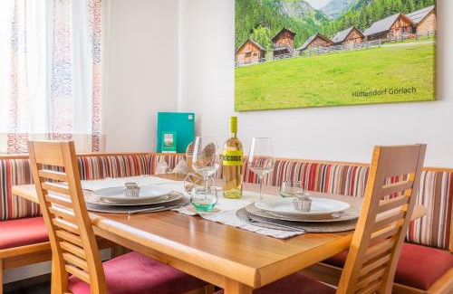 Goeriach Apartamento | Apartment Schlickenhof