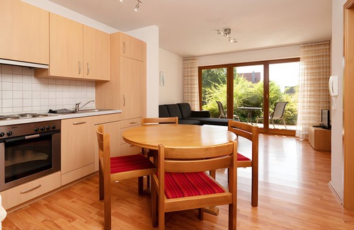 Borslingen Apartamento | Apartamento 'Schwalbennest' con terraza privada, jardín compartido y Wi-Fi