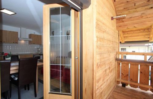 Zillertal Apartamento | Apartment Schweiberer-3 by Interhome
