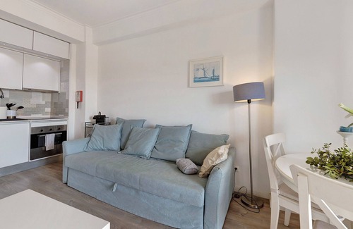 Estoril Apartamento | Apartamento 'Sea View Estoril' con vistas al mar, Wi-Fi y aire acondicionado