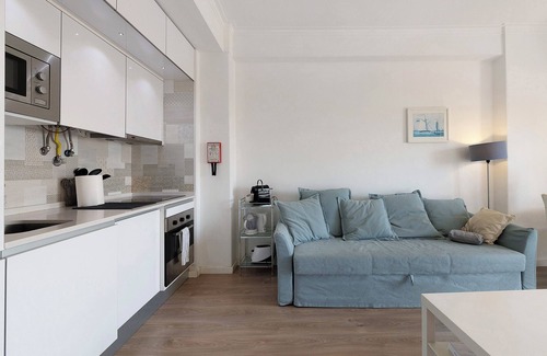 Estoril Apartamento | Apartamento 'Sea View Estoril' con vistas al mar, Wi-Fi y aire acondicionado