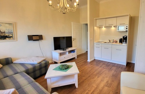Kuhlungsborn Ost Apartamento | Apartment Silbermöwe - 4 star Hotel Hubertusburg