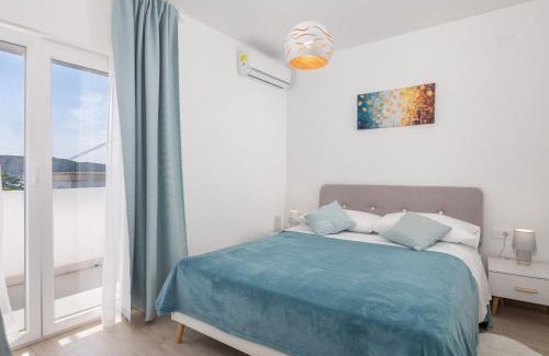 Barbat na Rabu Apartamento | Apartment Simicic-1 by Interhome