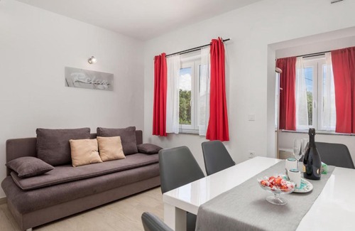 Barbat na Rabu Apartamento | Apartment Simicic-1 by Interhome