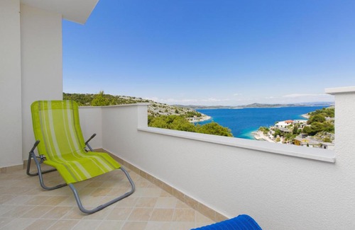 Zirje Apartamento | Apartment Skroza 2