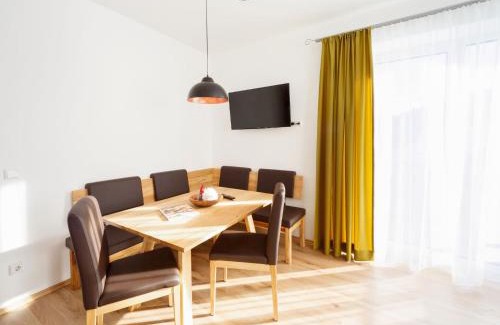 Schladming Apartamento | Apartment Smaragd by Interhome