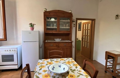 Riparbella Apartamento | Apartamento Sonia by Interhome