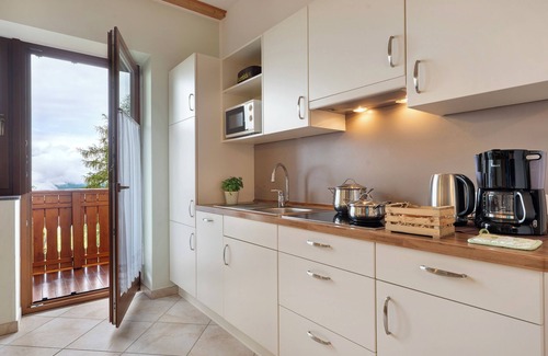 Laives Apartamento | Apartamento 'Sonnblick' con vistas a la montaña, jardín compartido y Wi-Fi