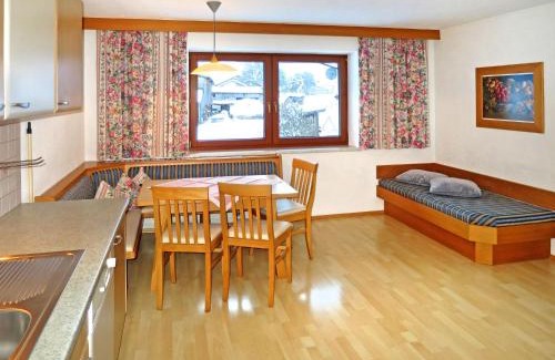 Zillertal Apartamento | Apartment Sonne-3 by Interhome
