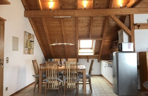 Leinsweiler Apartamento | Alquiler-Baño Privado-Vista al patio-Sonnenberg