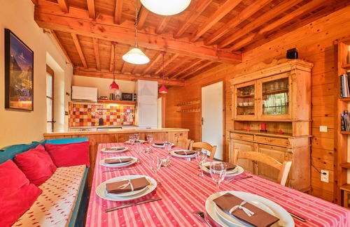Villard-Reculas Apartamento | Apartamento 'Souveraine' con vistas a la montaña, balcón y Wi-Fi
