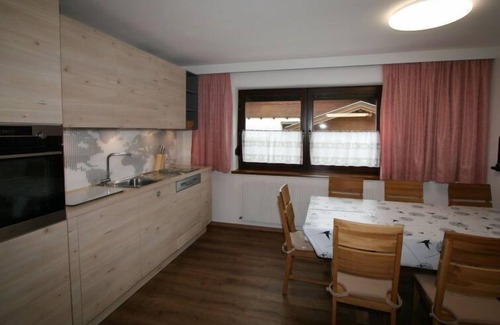 Navis Apartamento | Apartamento Spörr by Interhome