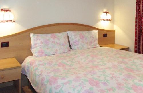 Fontanazzo Apartamento | Apartment Spinel by Interhome