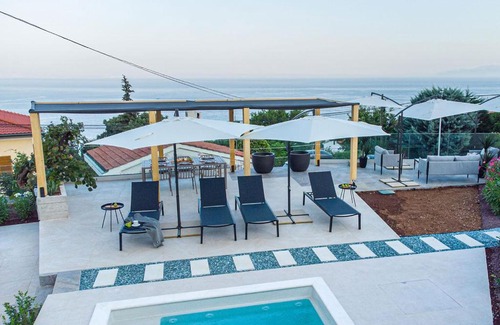 Volosko Apartamento | Apartment Starfish with private pool and magnificent sea view