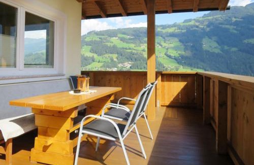 Hippach Apartamento | Apartment Stefan-1 by Interhome