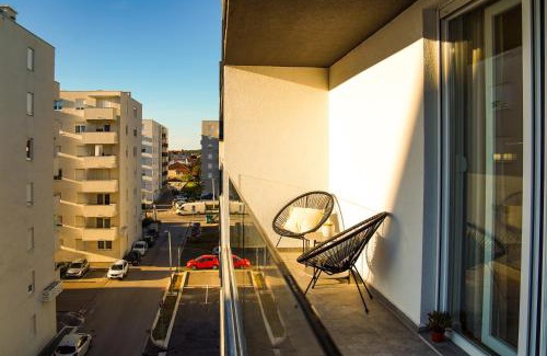 Zadar Apartamento | Apartment Stefani Zadar - Balcony & Free Private Garage Parking