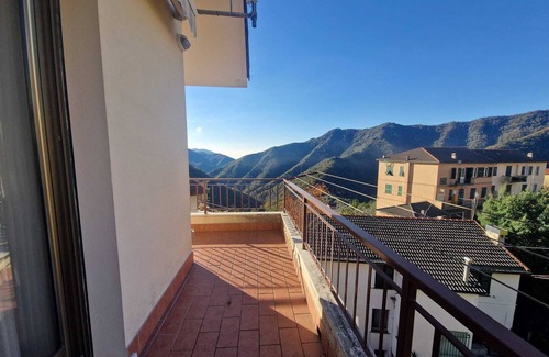 Uscio Apartamento | Apartamento 'Stella House' con balcón, Wi-Fi y aire acondicionado