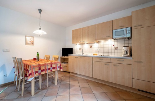 Vollan Apartamento | Apartamento 'Stettnerhof Laugen' con vistas a la montaña, terraza y Wi-Fi