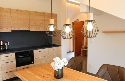Collalbo Apartamento | Apartamento 'Stodlzauber' con vistas a la montaña, jardín comunitario y wifi