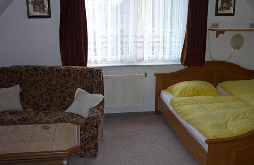 Klein Kedingshagen Apartamento | Apartment Storchennest upper floor