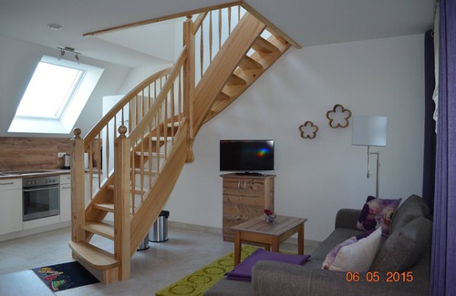 Burg-Kauper Apartamento | Apartment Strohkammer - Spreewaldscheune am Fließ-Ferienwohnungen am Wasser in