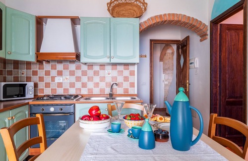 Baunei Apartamento | Apartamento 'Su Cilleri E Silbiu 2' con terraza privada, Wi-Fi y aire acondicionado