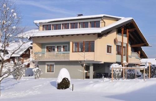 Faak am See Casa | Apartment Suite in Villa Karglhof incl 3 bedrooms, 2 bathrooms