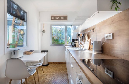 Douarnenez Apartamento | Apartamento 'Superbe Duplex En Centre Ville' con jardín privado y Wi-Fi