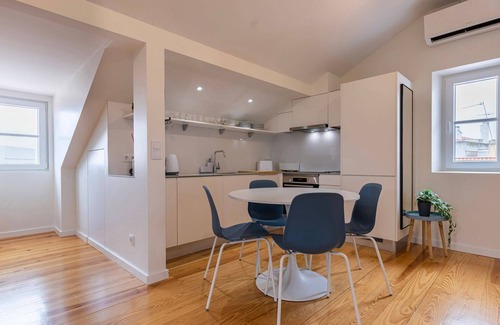 Paco De Arcos Apartamento | Apartment T1 60m2, 1 bedroom at Paço de Arco