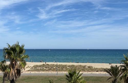 Saint-Cyprien Plage Apartamento | Apartment T2 with sea view in Saint Cyprien 50 m from the beach, parking