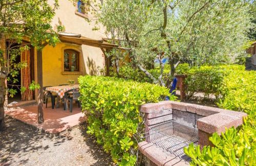 Riparbella Apartamento | Apartment Talpa-20 by Interhome