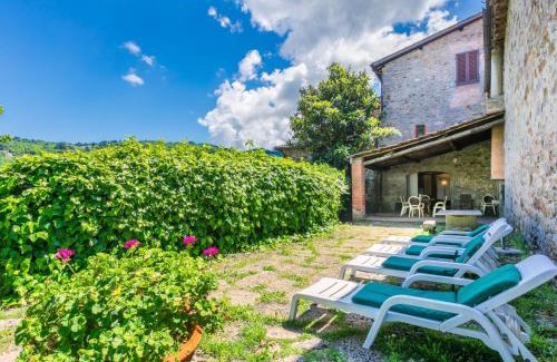 Lucolena Apartamento | Apartment Taverna by Interhome