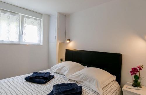 Locquirec Apartamento | Apartment Terre et Mer by Interhome