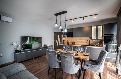 Hisarja Apartamento | Apartment Tiana Lux 2